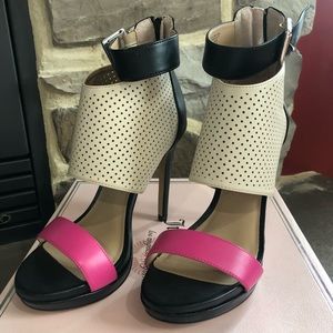 NWOT Juicy Couture Stilettos